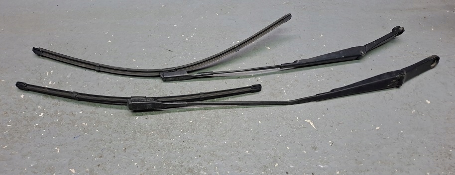 фото №1, Audi a4 b9 a5 8w важіль двірник ліва праве kpl