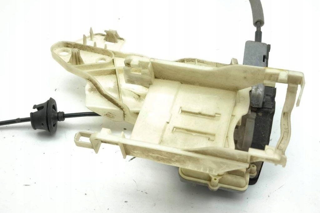 фото №9, Замок правых передних дверь porsche cayenne 92a 8j1837016b 3.6l