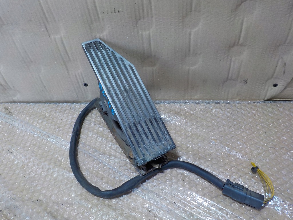 фото №1, Magnum dxi 460 потенціометр газу 5010628847/b