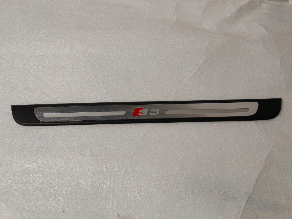 фото №1, Audi a3 s3 8v молдинг порог 8v4853491d