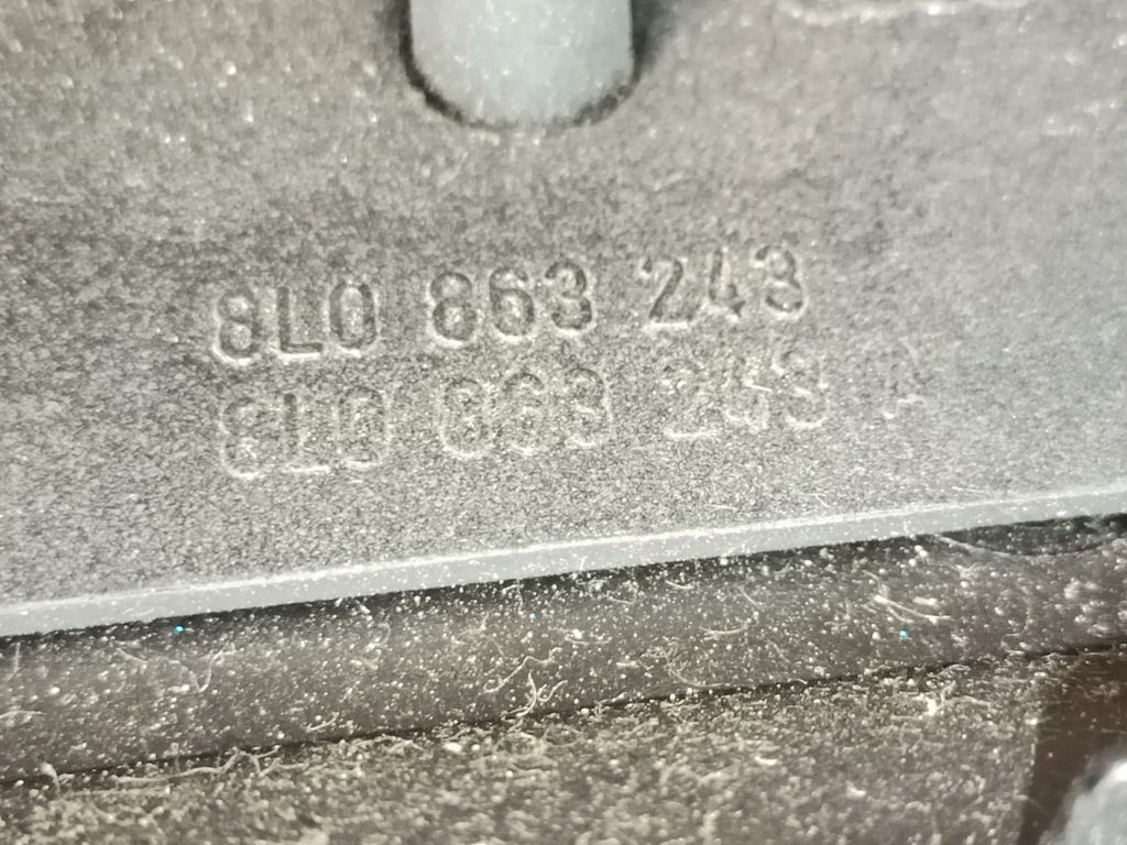 фото №6, Рамка консолі audi a3 8l 8l0863243