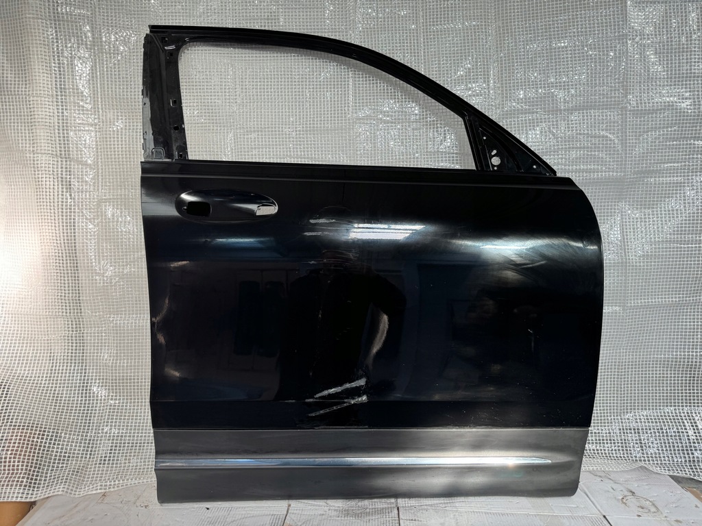 фото №1, Mercedes glb w247 праве передні двері