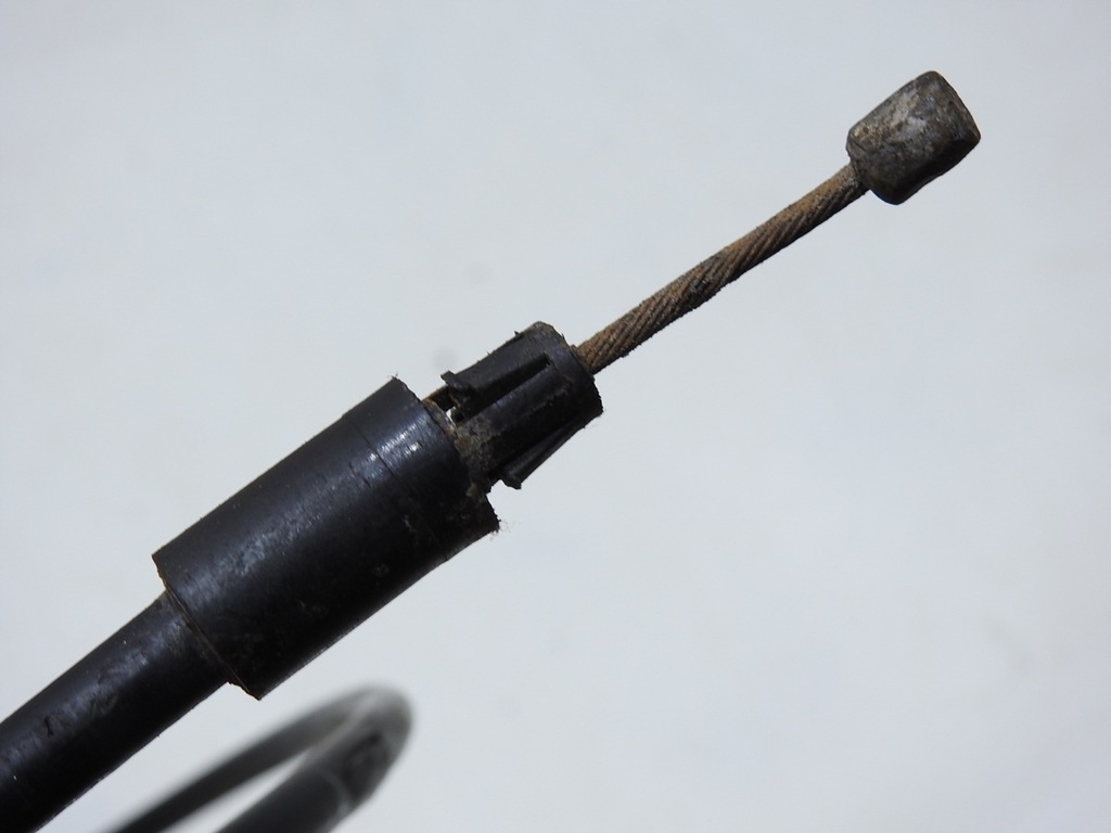 фото №5, Трос тормоза ручного правая volvo v50