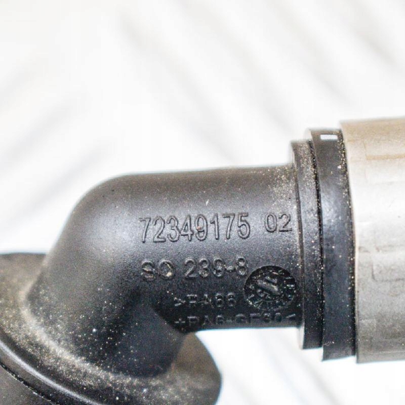 фото №7, Bmw 7 патрубок вентиляційний коробка передач кривошипна g11 750i 330kw n63b44c 8601611 2