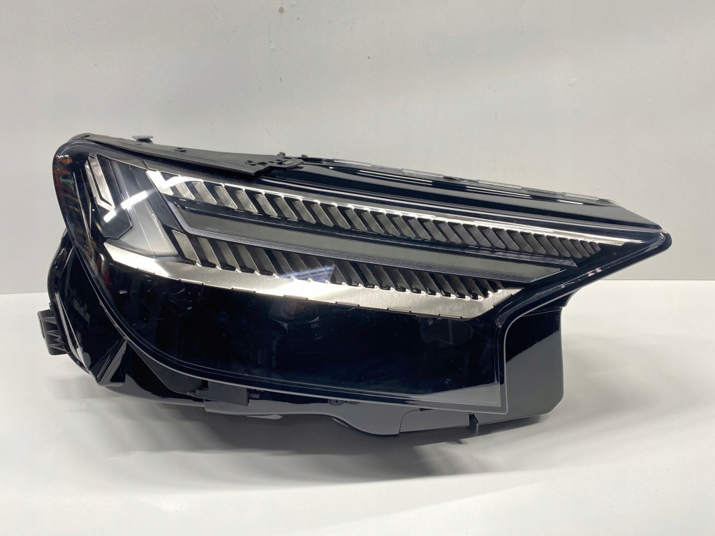 фото №16, Лампа права перед передня full led matrix audi q4 e-tron 89a