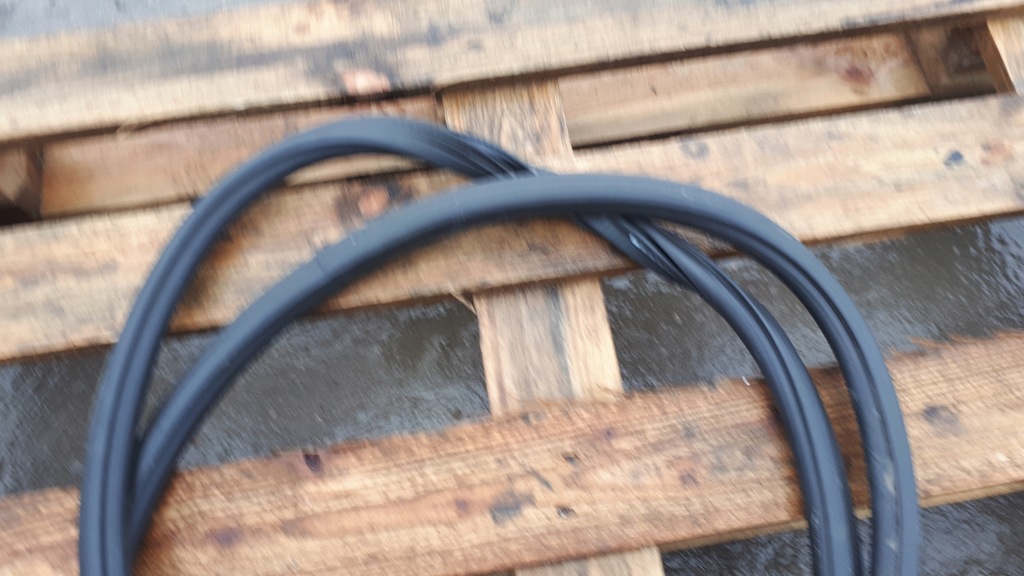 фото №4, A4 b9 lift прокладка дверь левая правая задняя kombi