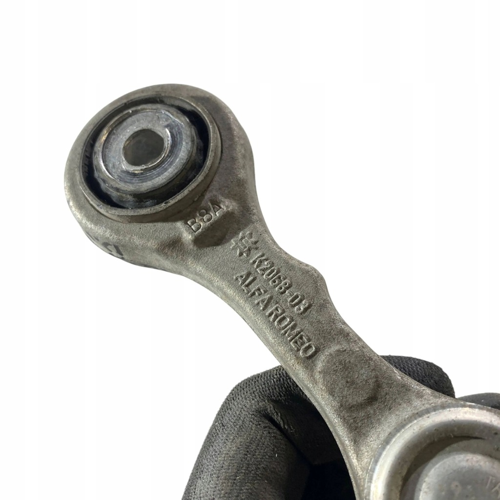 фото №7, Alfa romeo stelvio 2019 права сторона важіль задній