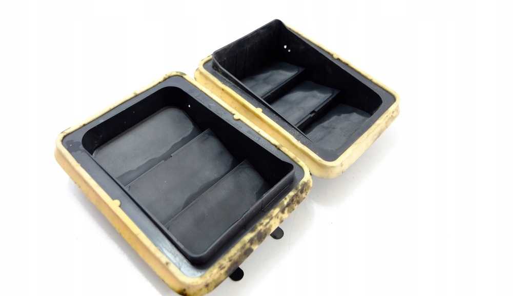 фото №9, Peugeot 5008 i решётка вентиляционная декомпрессионная 96384903