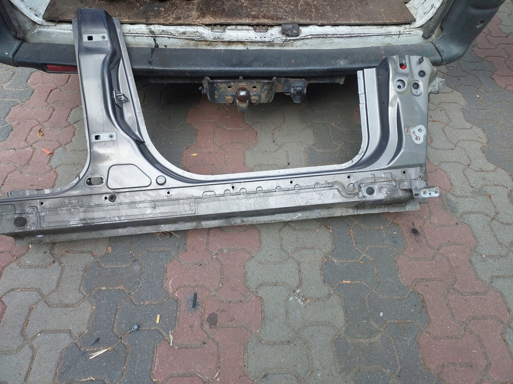 фото №1, Focus mk3 порог правый