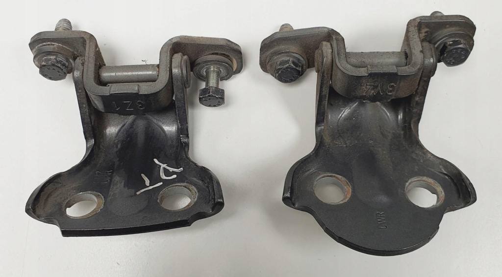 фото №1, Петлі двері правий задня volvo v40 i пара