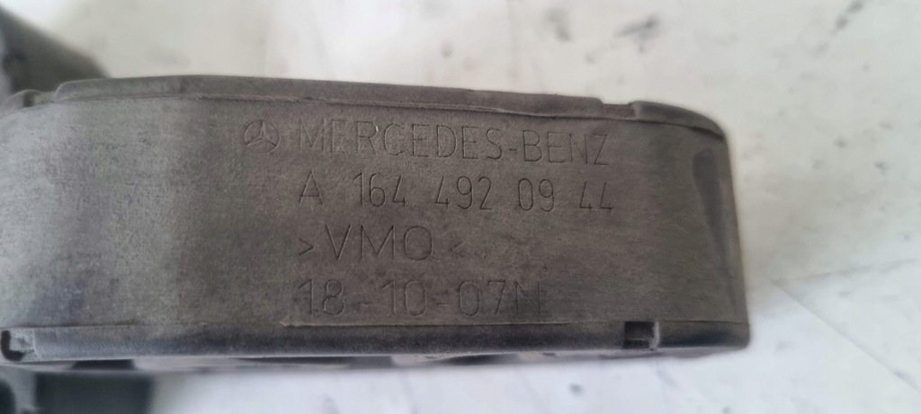 фото №6, Ml w 164 3.0 кронштейн системы выхлоп a 1644920944