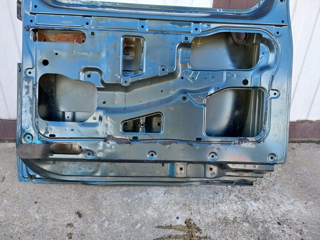 фото №8, Дверь крышка багажника багажника nissan patrol y61