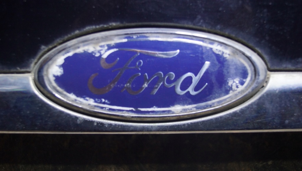 фото №7, Ford fiesta mk 7 накладка кришки задня