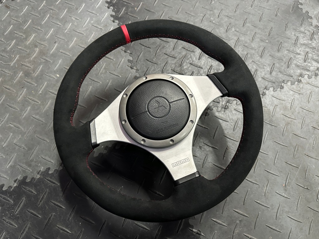 фото №7, Воздуховод momo mitsubishi lancer evo 7 8 9 подушка подушка безопасности alcantara