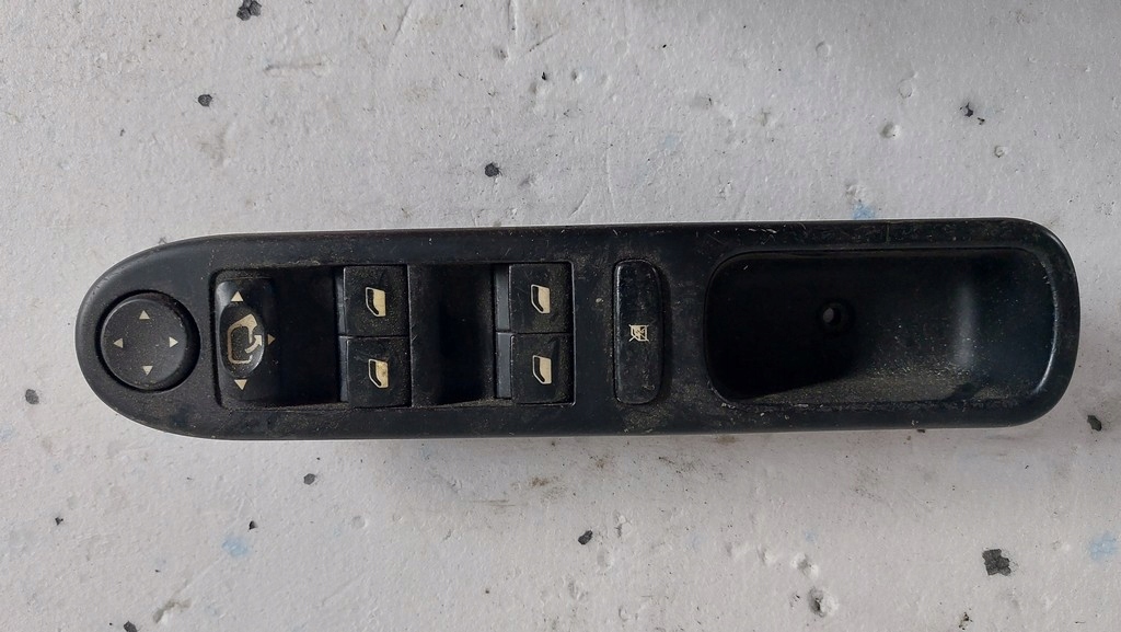 фото №1, Peugeot 407 панель управление окон 53269700/1