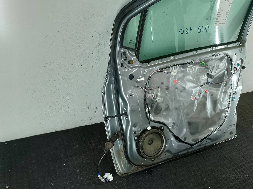 фото №5, Двері перед правий toyota yaris ii 1f8