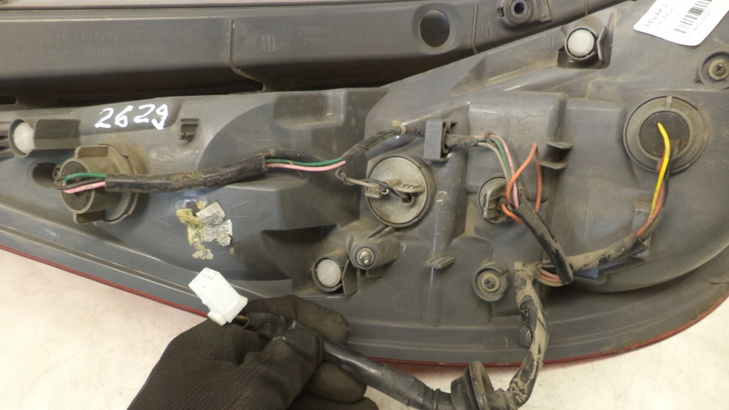 фото №10, Лампа задняя правый задняя hyundai i30 5 дверь hb 08-12