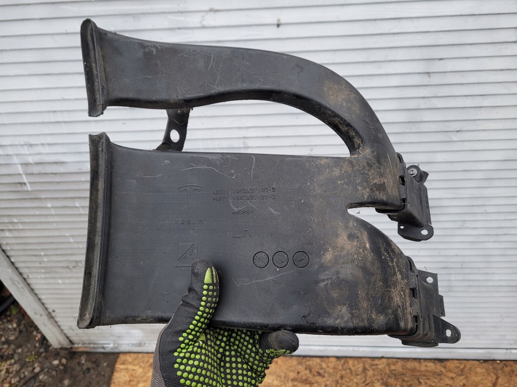 фото №5, Воздухозаборник воздуха левый tesla x 1043927-00