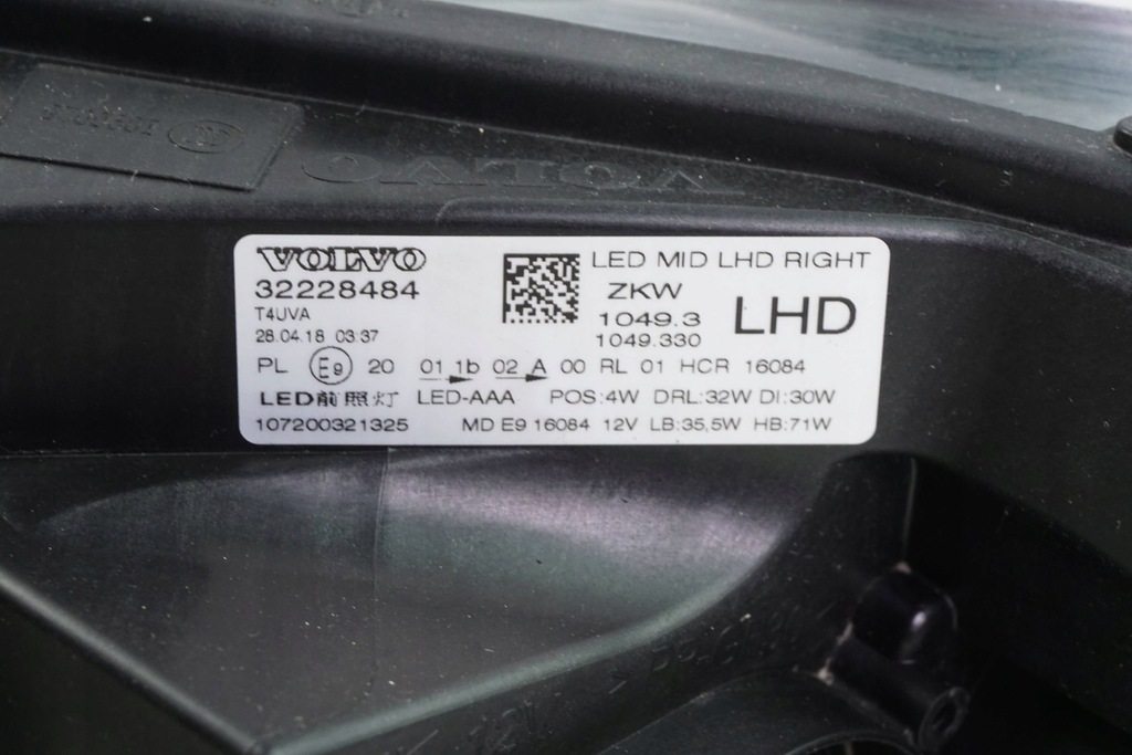 фото №14, Лампа передняя правая volvo v40 32228484