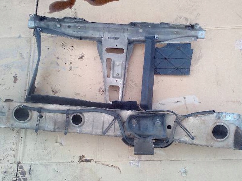 фото №2, Pas передний audi 80