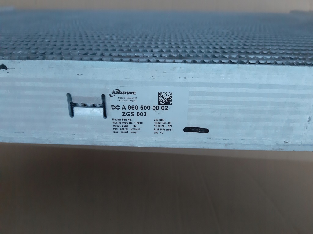 Mercedes-benz оригинальный номер a9605000002 радиатор, система охлаждение двигателя Доставка