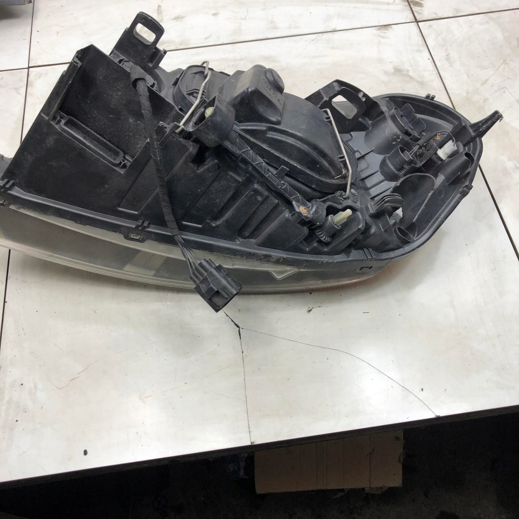 фото №4, Лампа правый перед anglik xc60 i