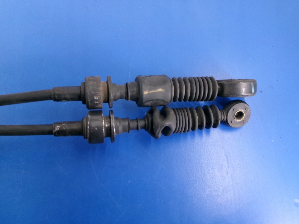 фото №6, Hyundai i10 lift 10-13 1.1 важіль перемикання передач 43700-0xxxx троси