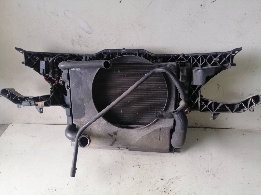 фото №7, Mercedes-benz vito viano w639 pas передній радіатор комплект