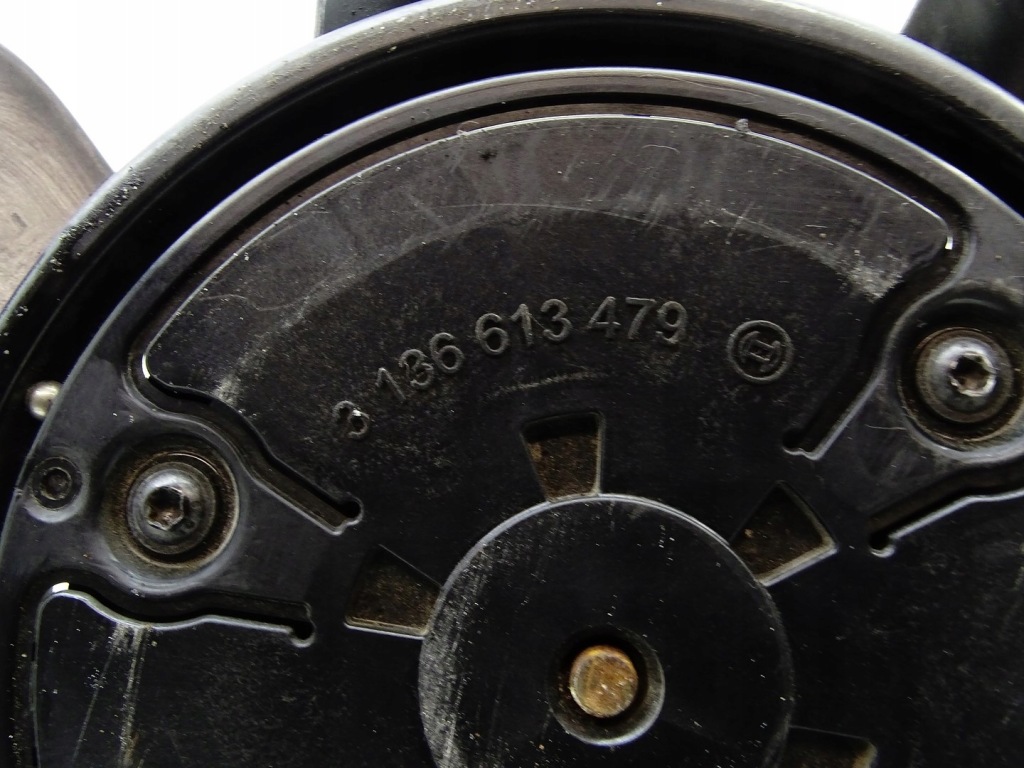 Двигун вентилятор радіатора 3137232032 mercedes w205 glc uszkodzny Недорого