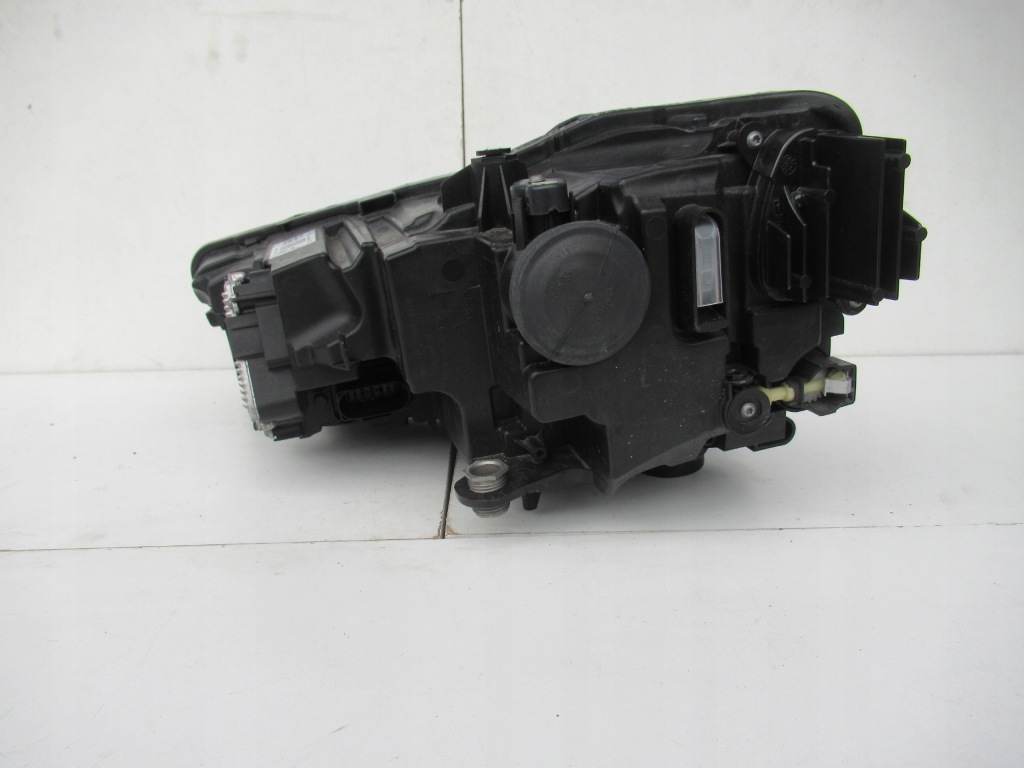 фото №7, Skoda scala 657 лампа full led правая 657941016a