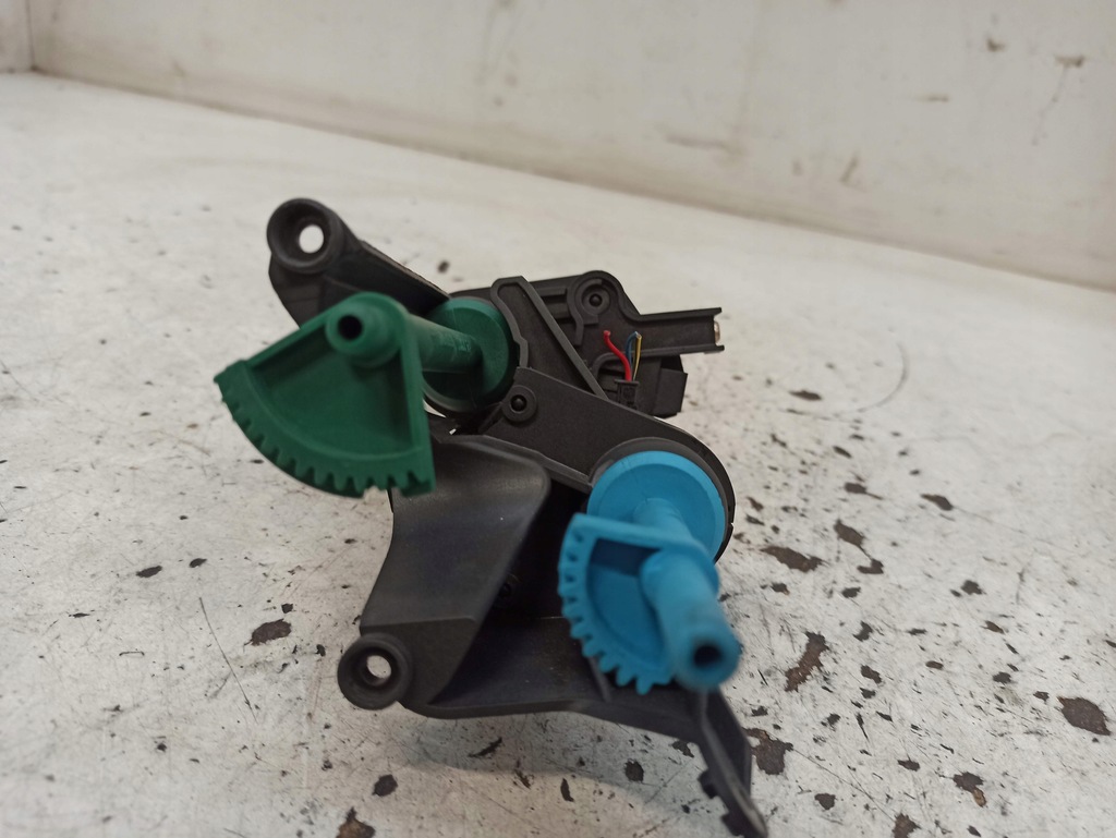 фото №5, Bmw 7 e65 моторчик обігрівача 6935083