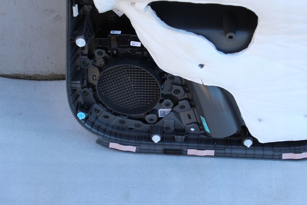 фото №8, Обшивка дверь левый задняя hyundai ioniq 5 2021- 82320-g1010