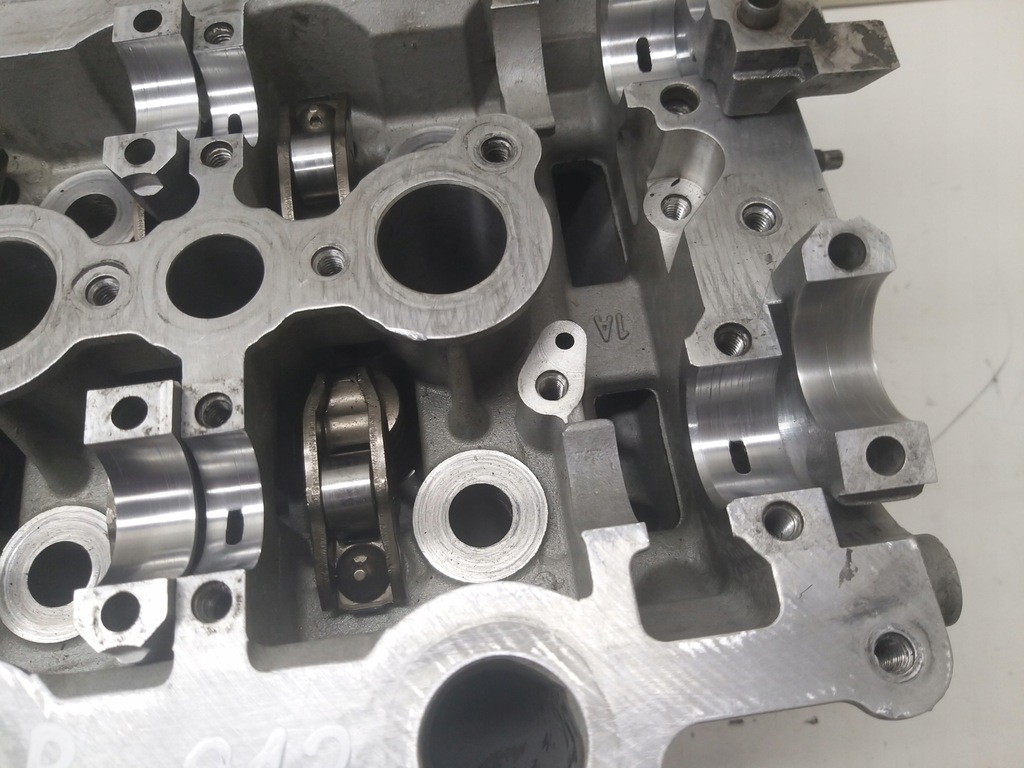 фото №11, Головка двигателя правая 3.0 d 306dt jaguar xf i x250 xj x351 9x2q-6090-ca