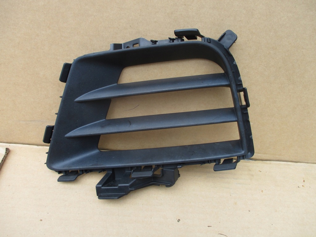 фото №1, Решётка радиатора решётка бампера левая перед mazda 5 v ii premacy lift 08-10 ce22-50c2