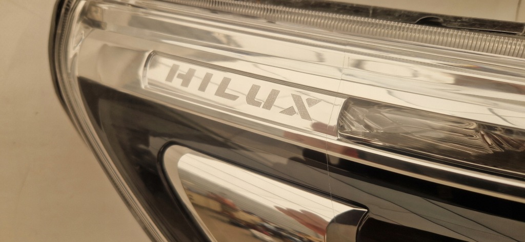 фото №4, Toyota hilux viii 8 full led лампа передняя правая