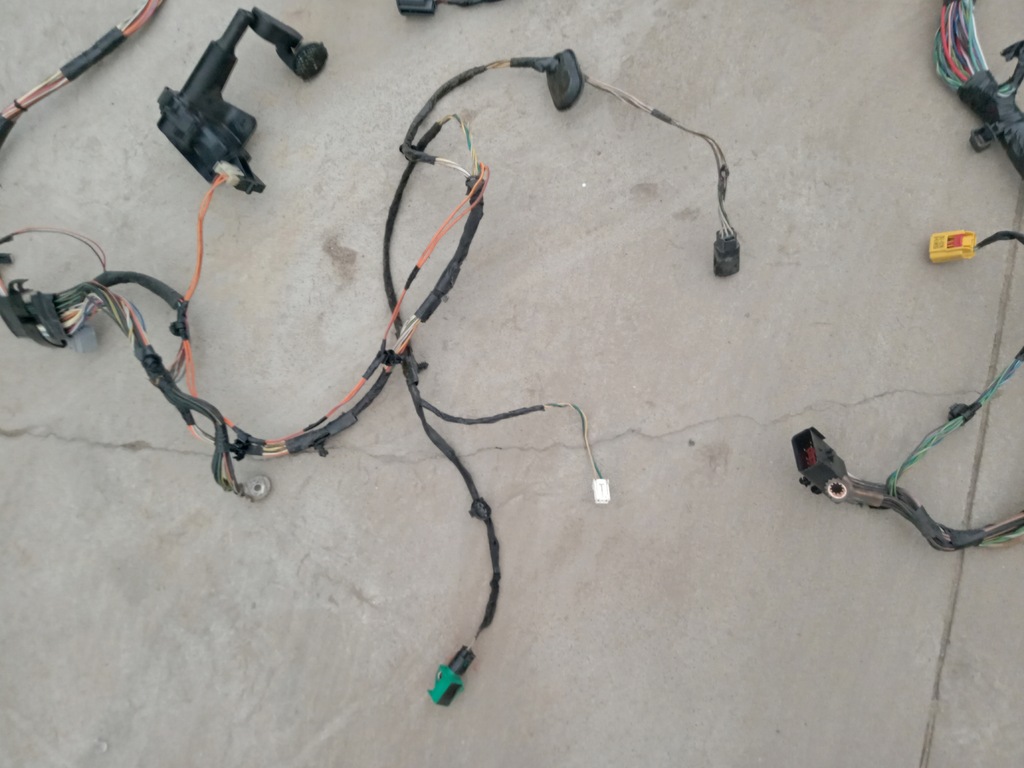 фото №10, Town & country v 10- 20 жгут кабины usa p68160513ab