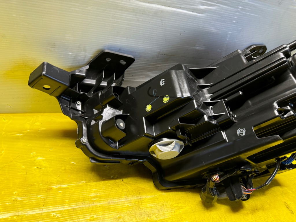 фото №9, Mazda 3 bp iv фара правый full led лампа правая