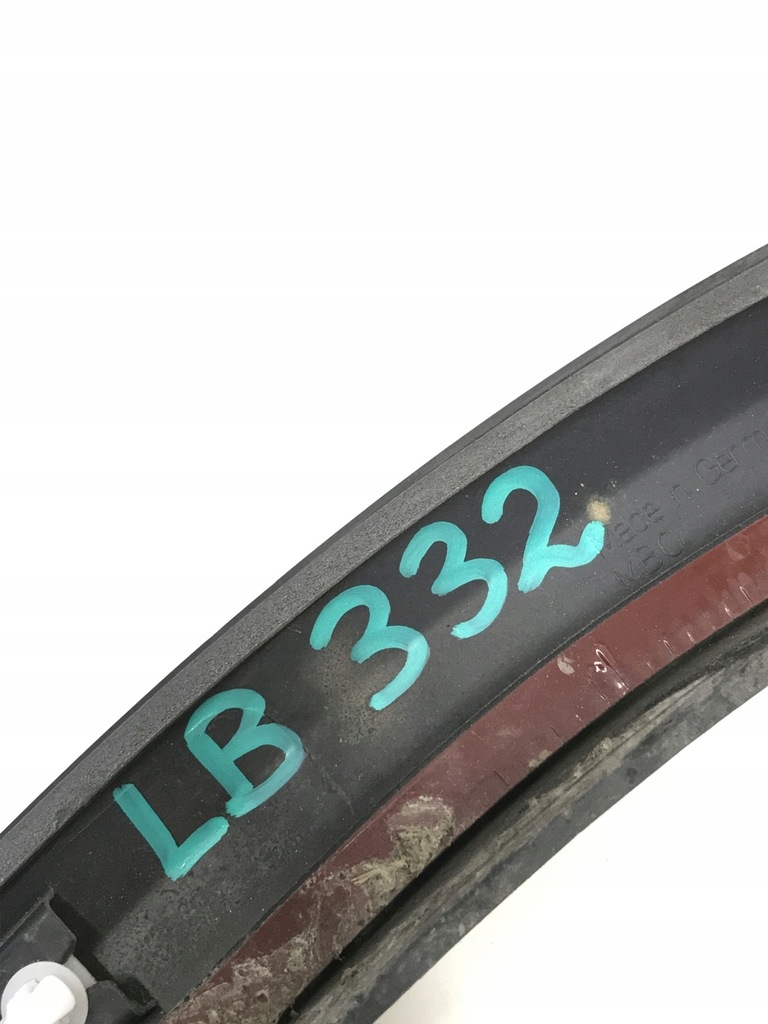 фото №9, Audi q2 2016- молдинг накладка крила лівий задня