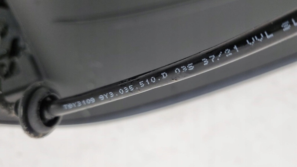 фото №8, Porsche cayenne coupe 9y3 2019- спойлер крышка багажника задняя задняя 9y3860939b