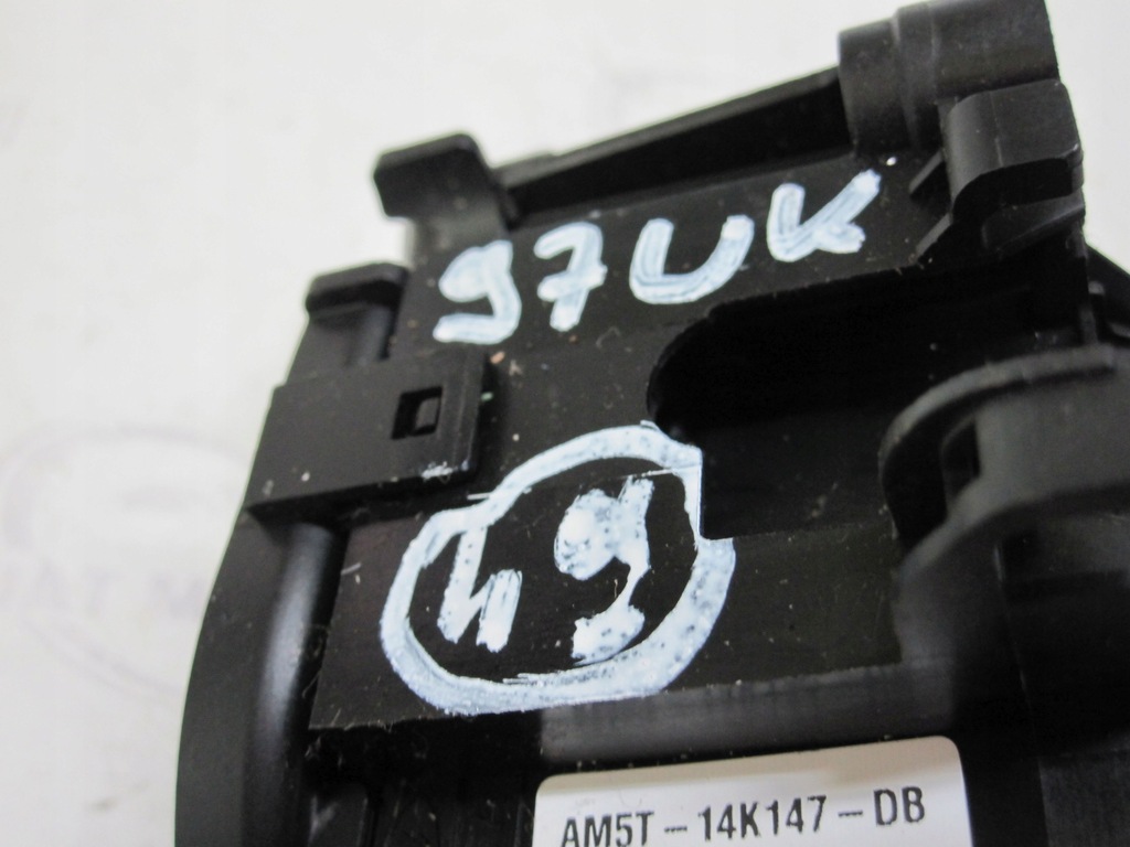 фото №9, C-max ii переключатель рулевой мультифункция am5t-14k147-db am5t-9e740-aa