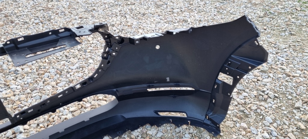 фото №8, Mazda cx30 2019- бампер перед оригинал e286