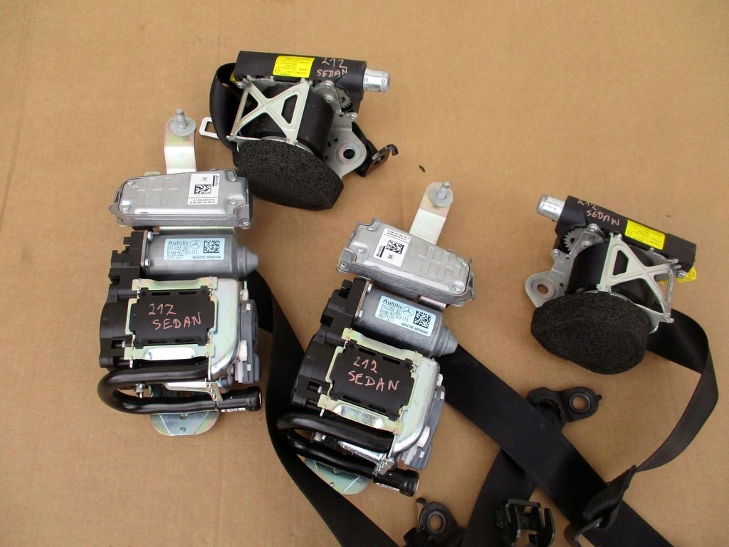 фото №1, Mercedes w212 212 pas ремни безопасности комплект