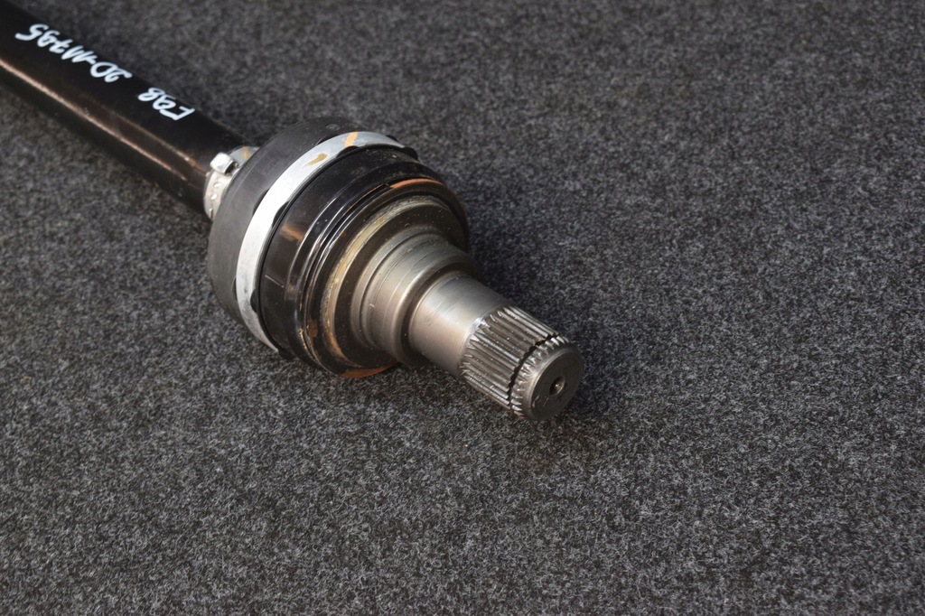 фото №3, Bmw оригінальний номер 8064997 привідний вал задня