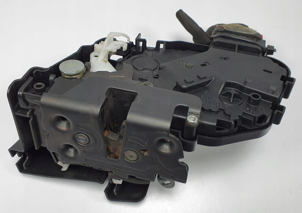 фото №1, Замок дверь левый перед передний volvo c70 ii 30753658 europa