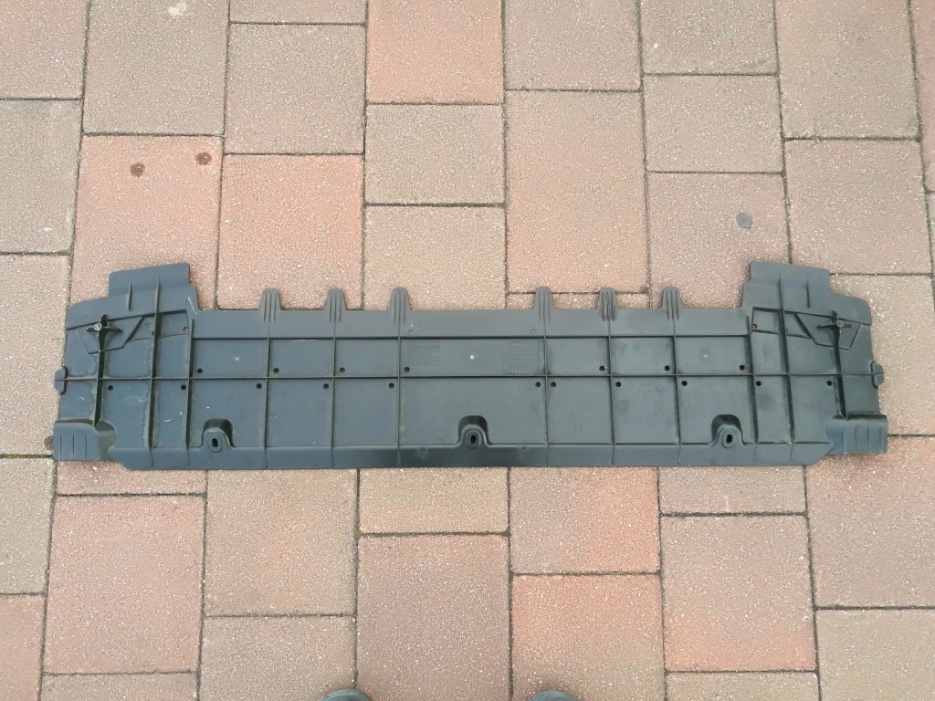 Купити Audi q3 спойлер захист pod бампер перед 83a807611