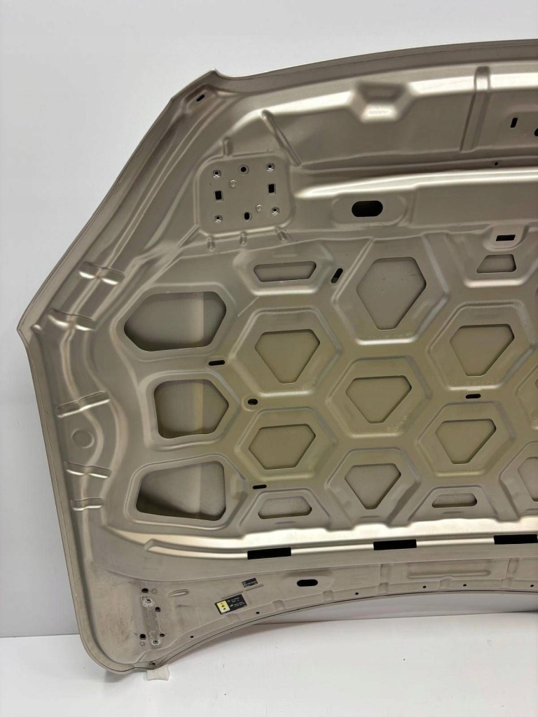 фото №12, Volvo xc90 ii капот 719 светящийся sand 31352866