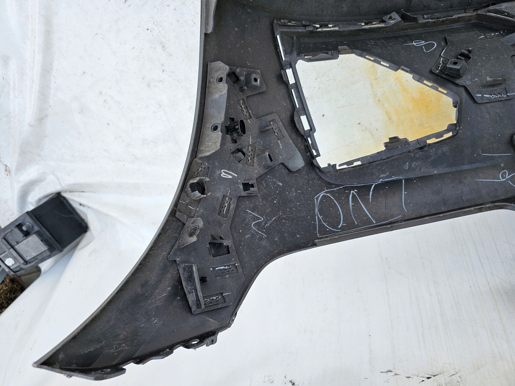 фото №7, Бампер volvo s60 iii v60 ii 2018 - перед r-design передний