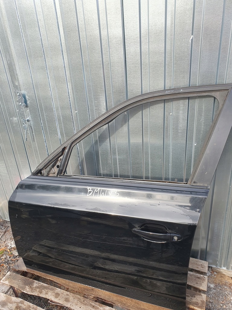 Купити Bmw e83 x3 двері лівий перед monacoblau org.lakier в гарному стані