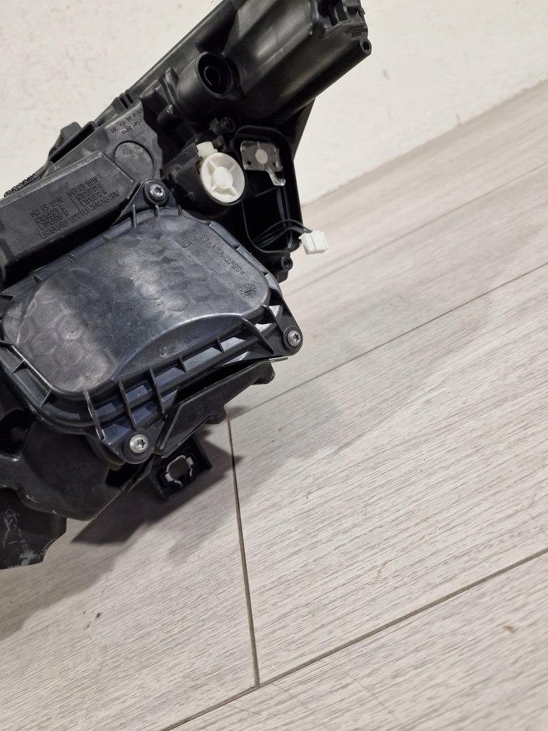 фото №10, Bmw i3 full led правая лампа