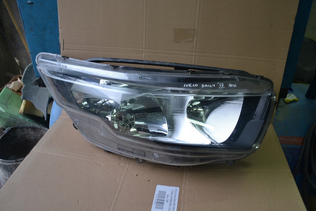 фото №1, Iveco daily iv лампа перед правая europa оригинал